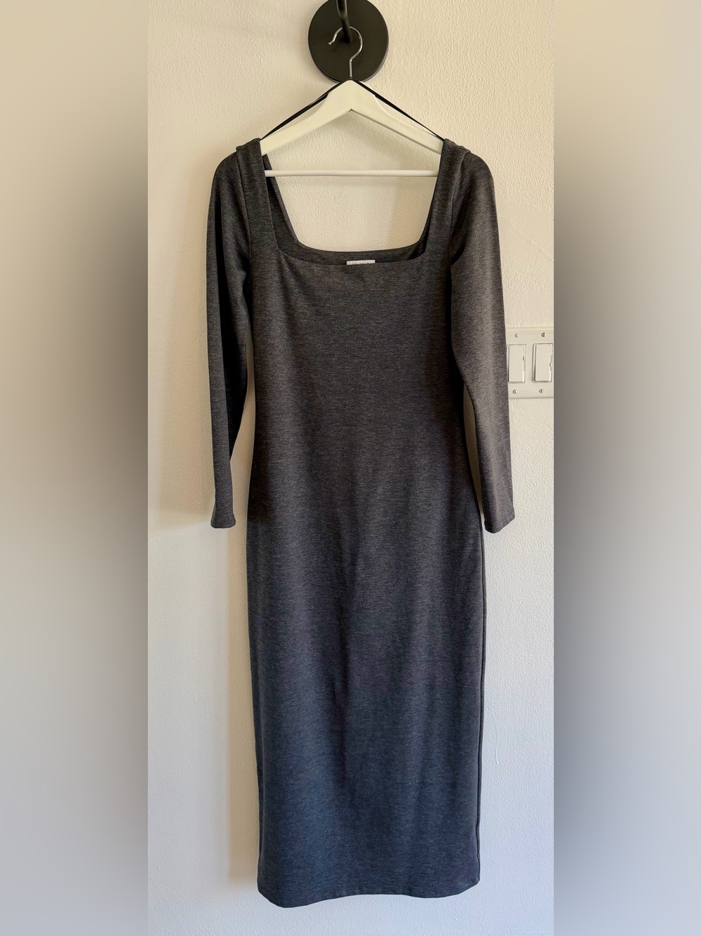 Aritzia Charcoal Scoop Neck Long Sleeve Bodycon Dress